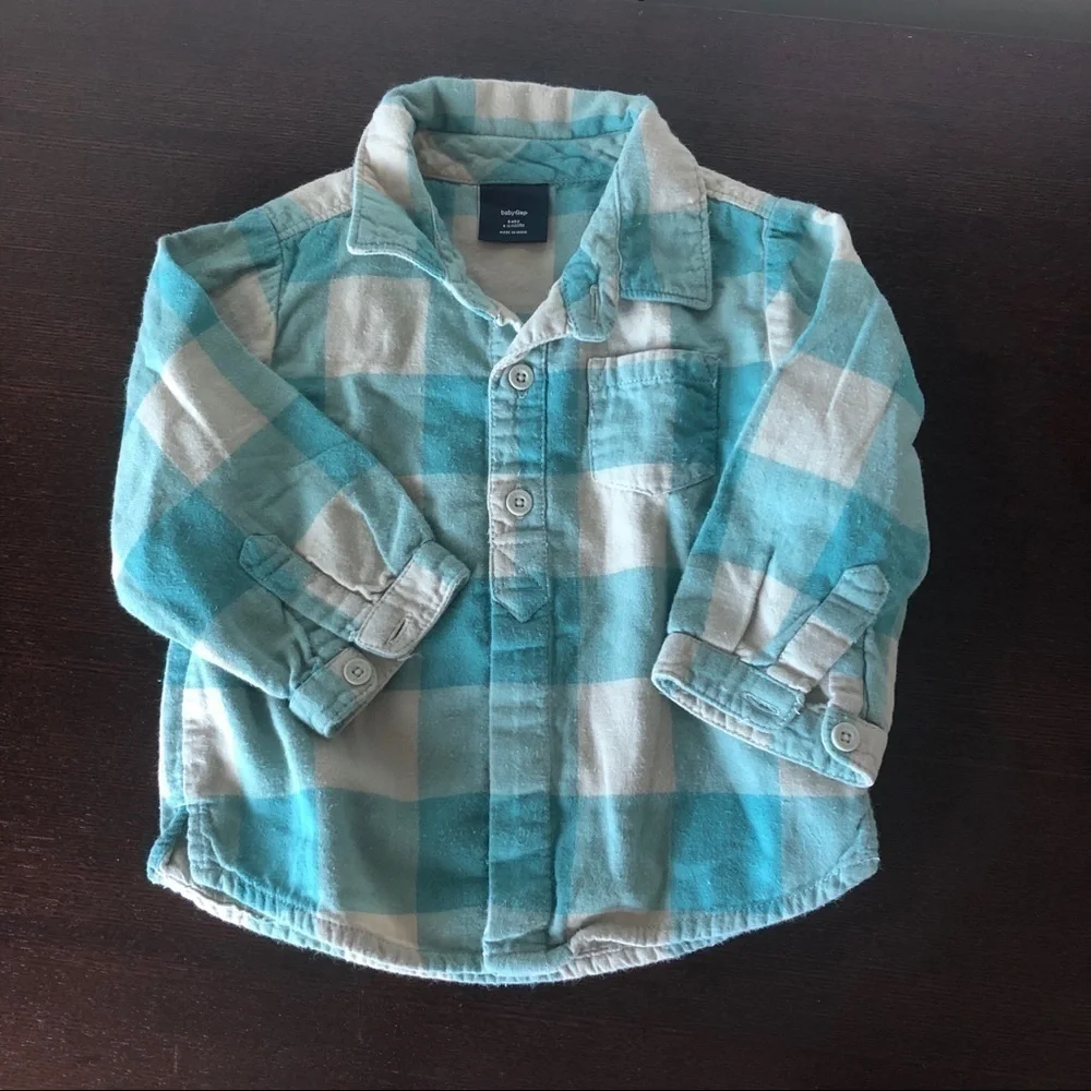 Button up baby gap shirt